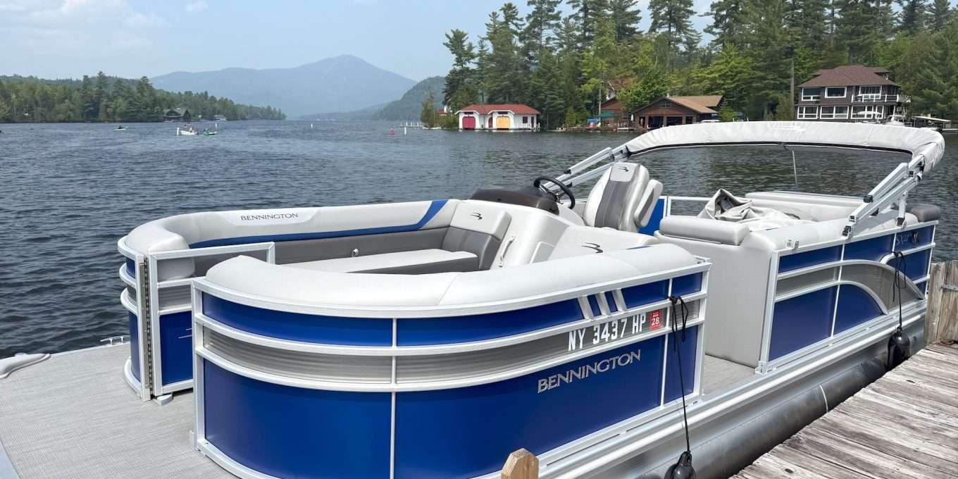 Pontoon boat at the dock