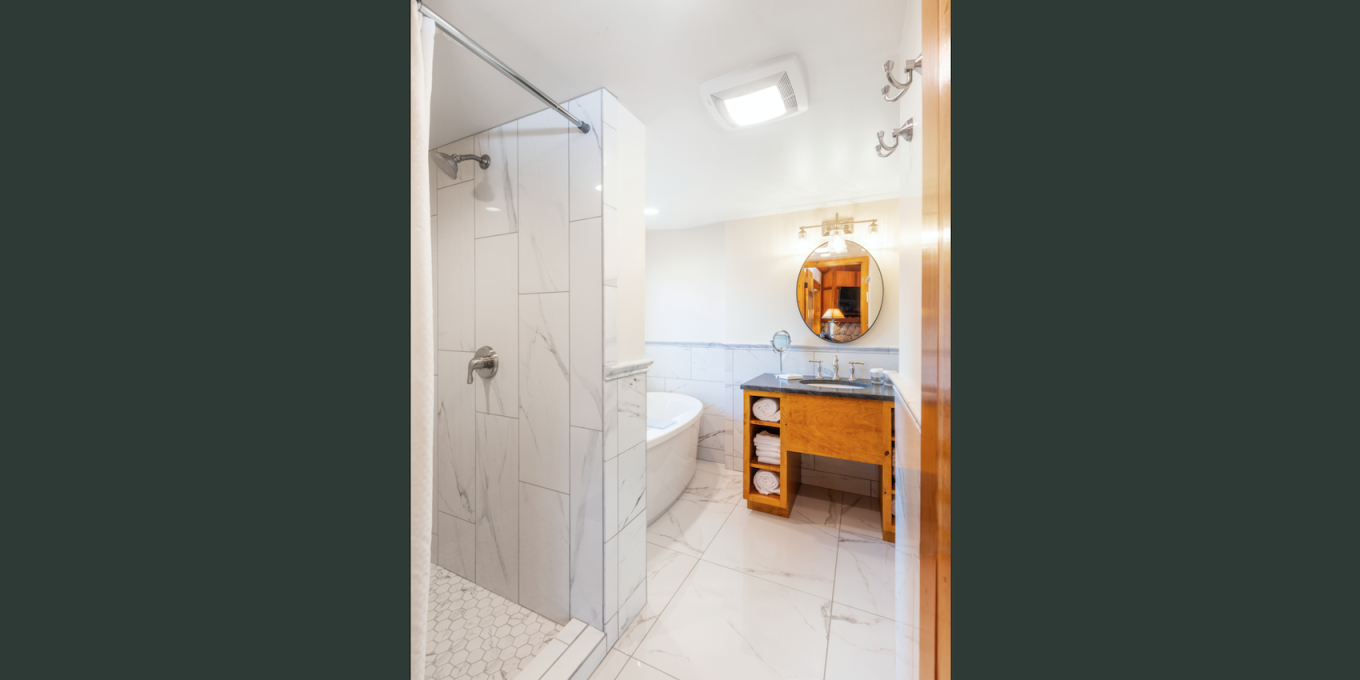 Lakeside Suite 5 Sink