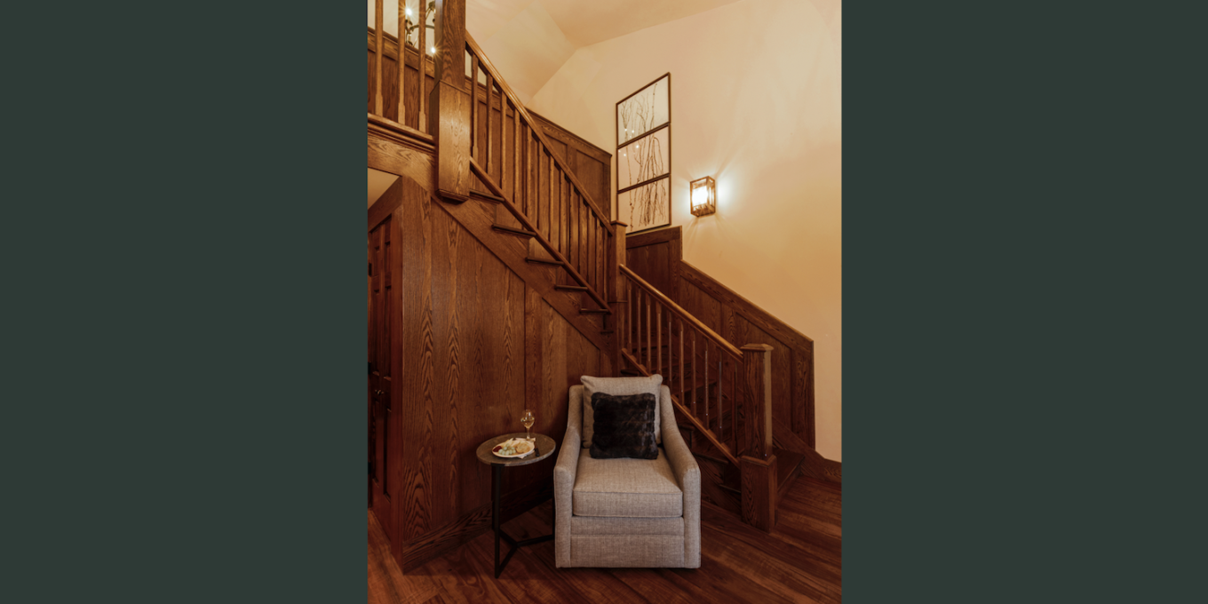 Saranac Suite Living Room