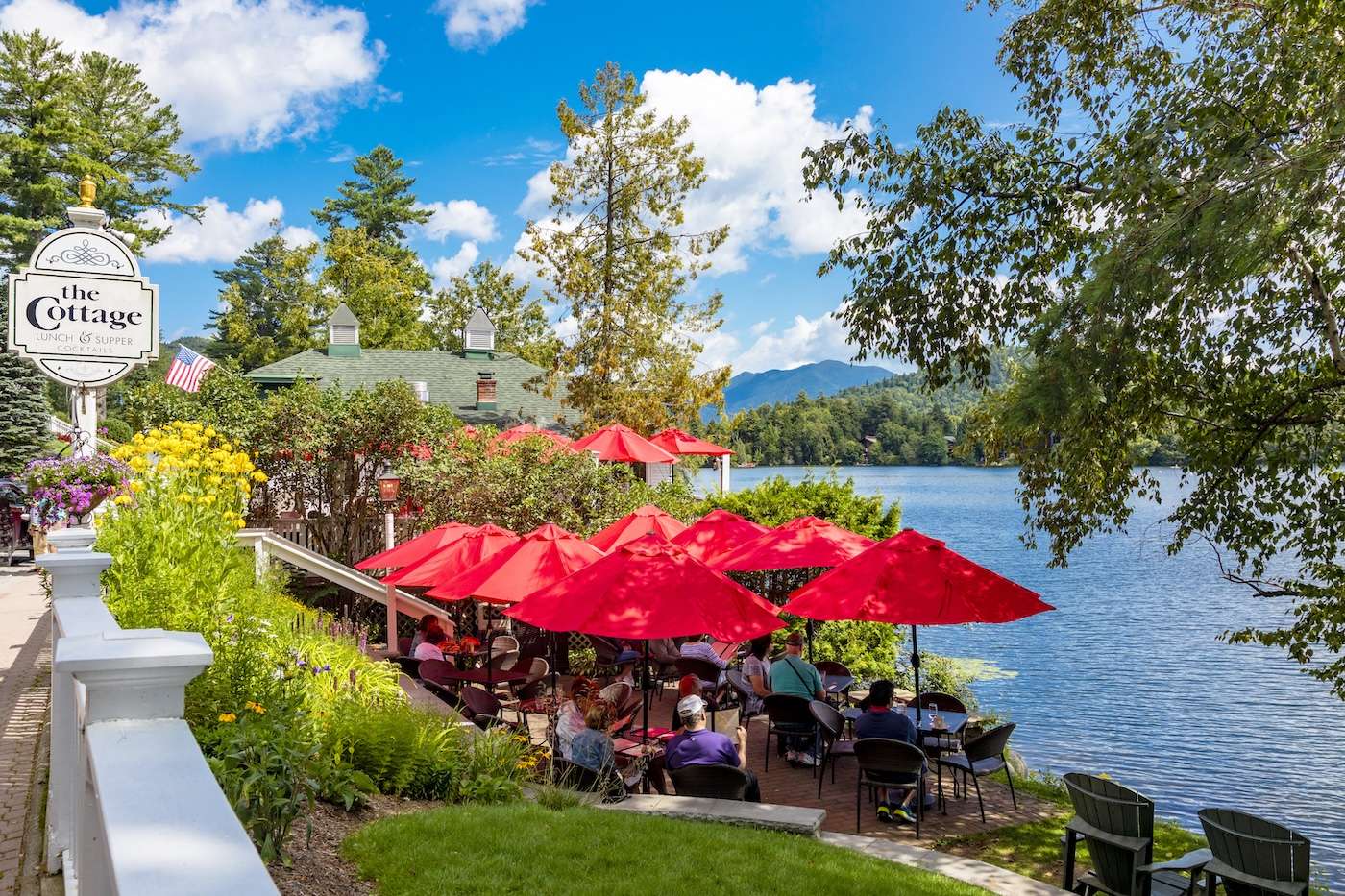 Outdoor dining at the Cottage Cafe