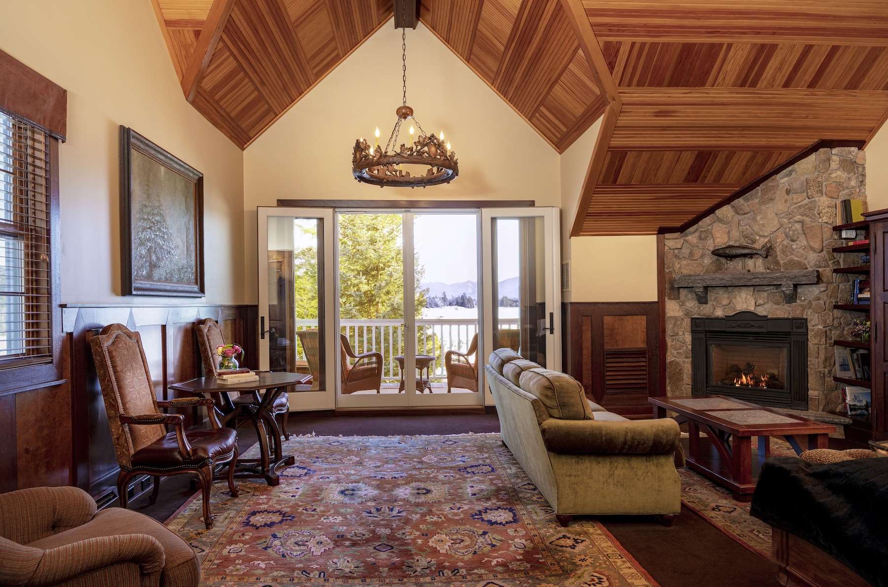 Mirror Lake Suite